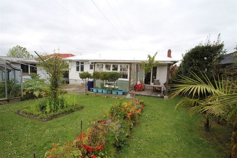 Photo of property in 50 Roberts Road, Te Atatu South, Auckland, 0610