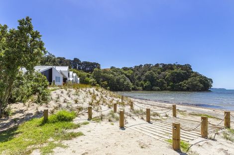 Photo of property in 14 Boathouse Bay Lane, Snells Beach, 0920