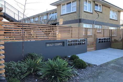 Photo of property in Bealey Courts, 1/271 Bealey Avenue, Christchurch Central, Christchurch, 8013