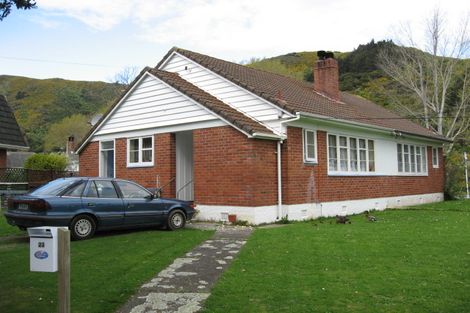Photo of property in 23 Freyberg Street, Waterloo, Lower Hutt, 5011