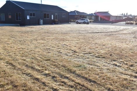Photo of property in 25 Irishman Drive, Twizel, 7901
