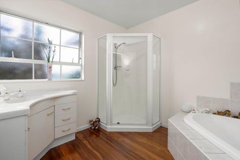 Photo of property in 32 Matarau Road, Matarau, Kamo, 0185