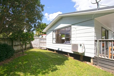 Photo of property in 17 Mako Avenue, Whiritoa, Whangamata, 3691