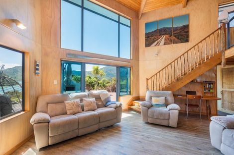 Photo of property in 7 Soucis Lane, Okiwi Bay, French Pass, 7193