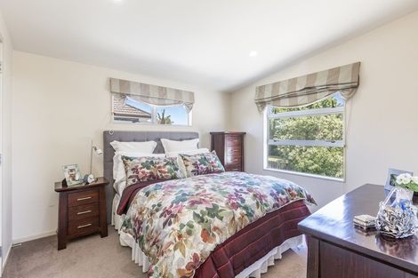 Photo of property in 20a Glenross Drive, Wattle Downs, Auckland, 2103