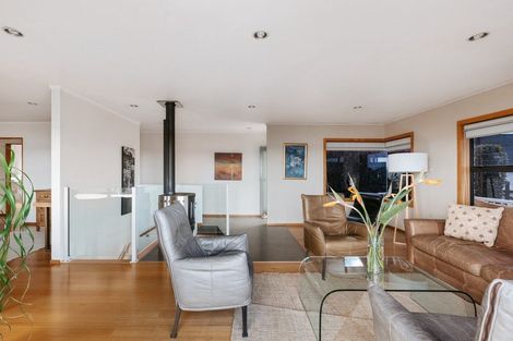 Photo of property in 96 Omokoroa Road, Omokoroa, 3114