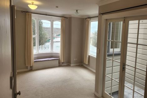 Photo of property in 35 Austin Street, Mount Victoria, Wellington, 6011