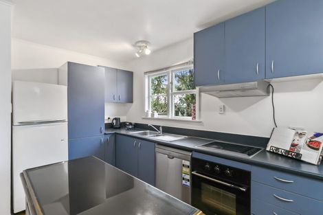 Photo of property in 6 Hollies Crescent, Johnsonville, Wellington, 6037