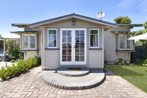 Photo of property in 303 Mclean Street, Saint Leonards, Hastings, 4120