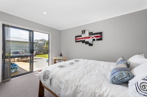 Photo of property in 7 Sunstone Crescent, Brown Owl, Upper Hutt, 5018