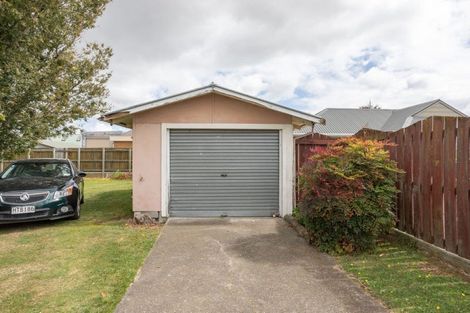 Photo of property in 10 Allardice Street, Dannevirke, 4930