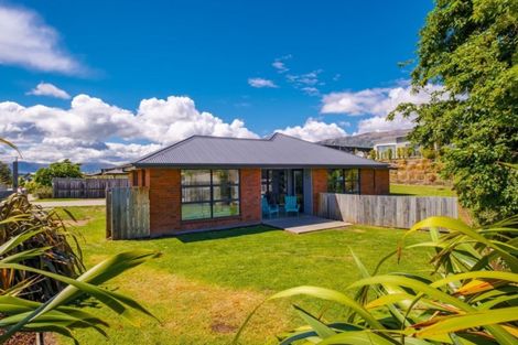 Photo of property in 6 Alpha Close, Wanaka, 9305