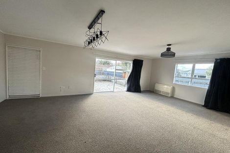 Photo of property in 14a Sussex Street, Levin, 5510