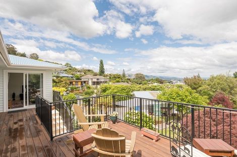 Photo of property in 33 Tosswill Road, Tahunanui, Nelson, 7011