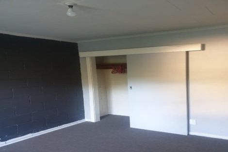 Photo of property in 2/64 Cruickshank Road, Clouston Park, Upper Hutt, 5018