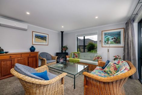Photo of property in 5 Kilountain Place, Kerikeri, 0230