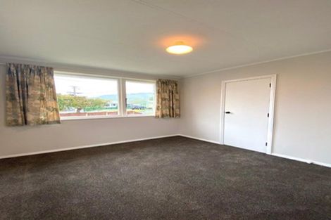 Photo of property in 3 Mary Crescent, Elderslea, Upper Hutt, 5018