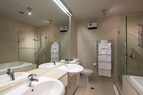 Photo of property in 55c Kent Street, Queenstown, 9300