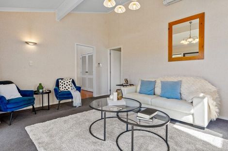 Photo of property in 24 Majesty Place, Half Moon Bay, Auckland, 2012