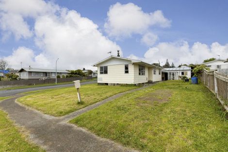 Photo of property in 4 Veronica Place, Bell Block, New Plymouth, 4312
