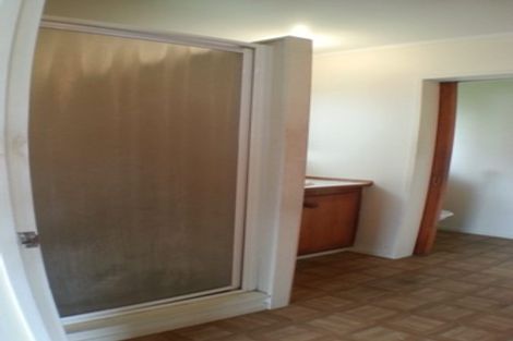 Photo of property in 55 Woodglen Road, Glen Eden, Auckland, 0602