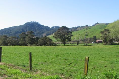 Photo of property in 36 Cemetery Road, Kuaotunu, Whitianga, 3592