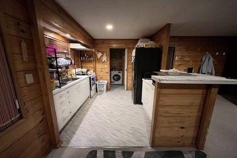 Photo of property in 36 Meadowvale Rise, Titirangi, Auckland, 0604