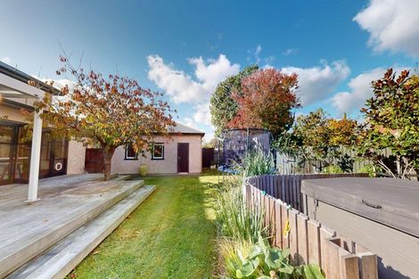 Photo of property in 10 Saint Johns Avenue, Palmerston North, 4414