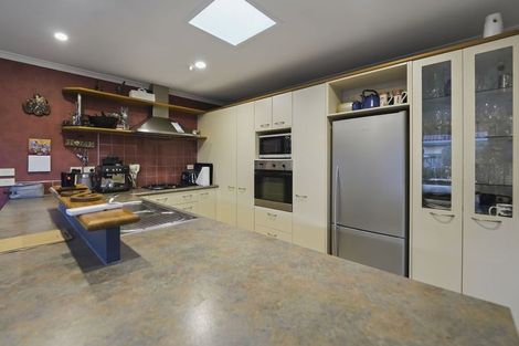 Photo of property in 40 Mcleod Place, Papamoa Beach, Papamoa, 3118
