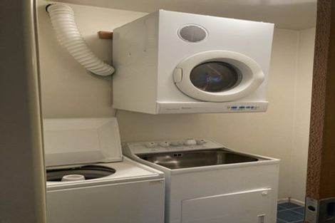 Photo of property in 8/80 Salamanca Road, Kelburn, Wellington, 6012