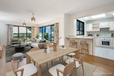 Photo of property in 45a Takutai Avenue, Half Moon Bay, Auckland, 2012