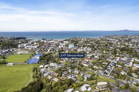 Photo of property in 2/47 Glencoe Road, Browns Bay, Auckland, 0630