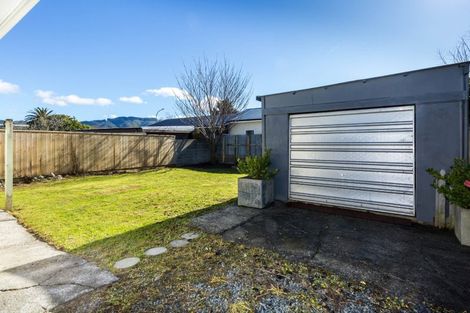 Photo of property in 19 Victoria Street, Ebdentown, Upper Hutt, 5018