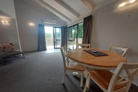 Photo of property in 2/2 Ceramco Place, Torbay, Auckland, 0630