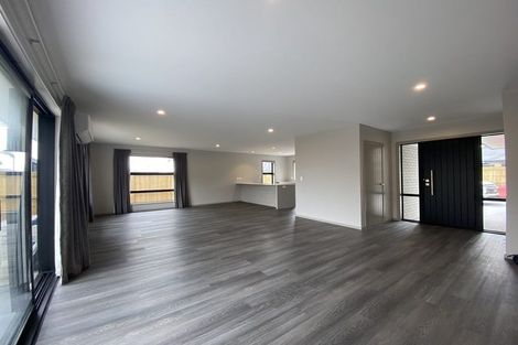 Photo of property in 10 Cotula Way, Papamoa Beach, Papamoa, 3118