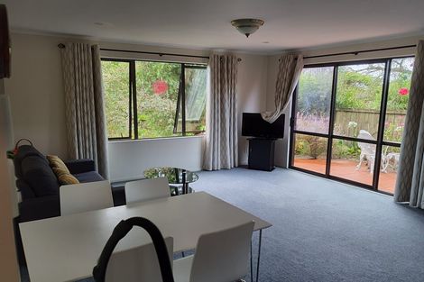 Photo of property in 22 Sarah Place, Farm Cove, Auckland, 2012