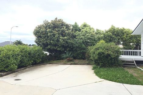 Photo of property in 31 Portadown Avenue, Pakuranga Heights, Auckland, 2010