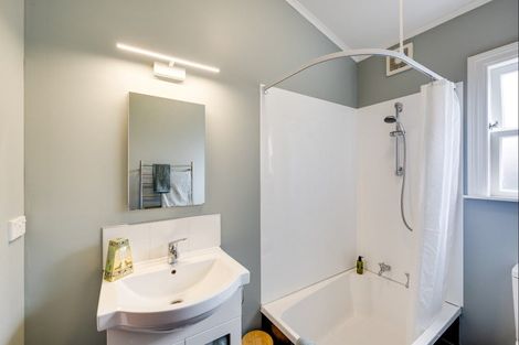 Photo of property in 11 Lever Street, Ahuriri, Napier, 4110