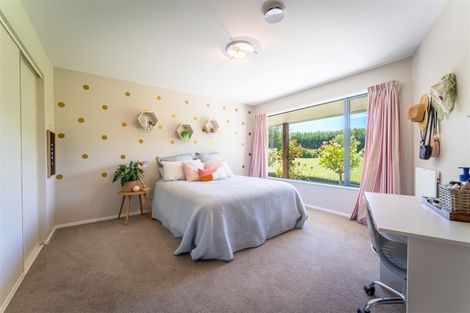 Photo of property in 143 Falvey Road, Levels, Timaru, 7975