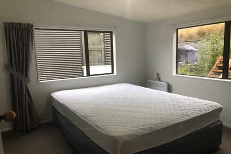 Photo of property in 2/28 Sainsbury Road, Fernhill, Queenstown, 9300