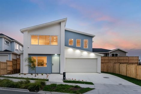 Photo of property in 7 Cooperage Avenue, Kumeu, 0810