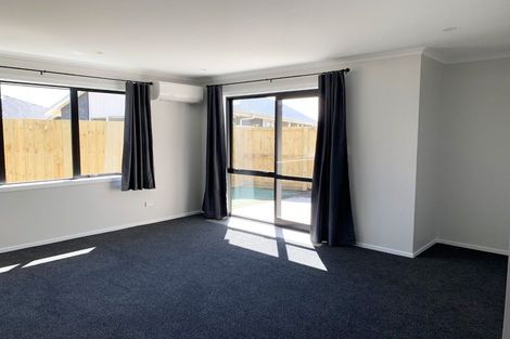 Photo of property in 11 Keerangi Place, Rototuna North, Hamilton, 3210