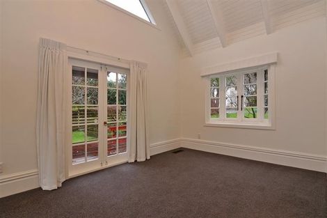 Photo of property in 21 Cheviot Road, Lowry Bay, Lower Hutt, 5013