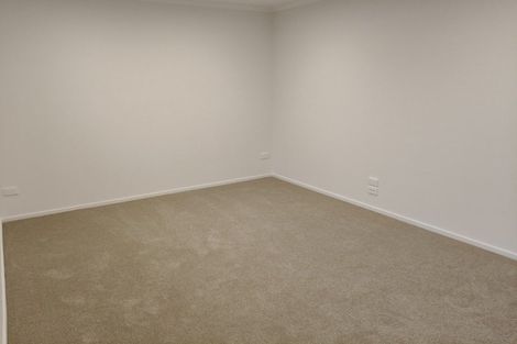 Photo of property in 18 Crossley Avenue, Woodend, 7610