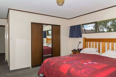 Photo of property in 10 Smith Street, Dannevirke, 4930