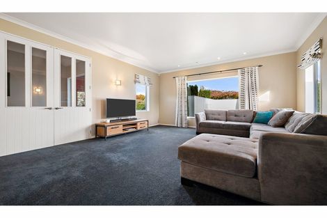 Photo of property in 12 Springwater Avenue, Northwood, Christchurch, 8051