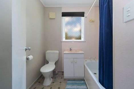 Photo of property in 2 Paewai Road, Glen Eden, Auckland, 0602