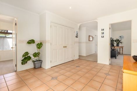 Photo of property in 28 Harry Shaw Way, Raumati South, Paraparaumu, 5032