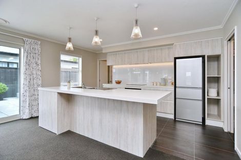 Photo of property in 19 Lewis Close, Rangiora, 7400