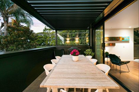 Photo of property in 1/279 Lake Road, Belmont, Auckland, 0622